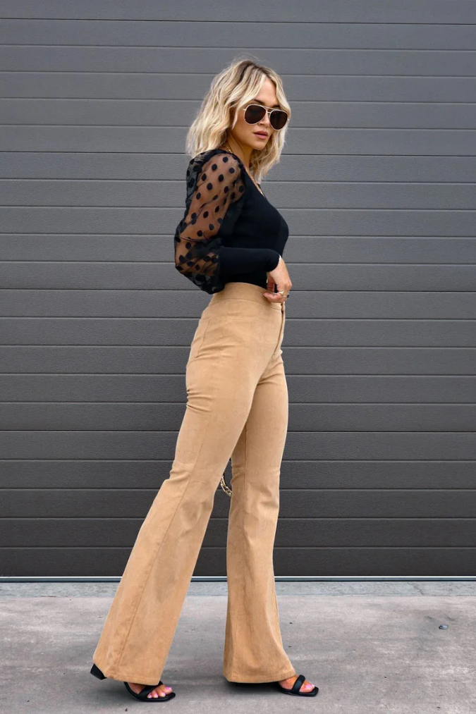 INDY™ | Retro Hoge Taille Flared Broek in Corduroy